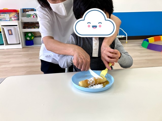 ◆食べるのが大好きな子にテーブルマナーを、